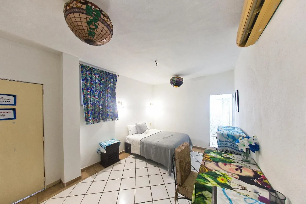 Alexandross Hostel Puerto Vallarta Mexique
